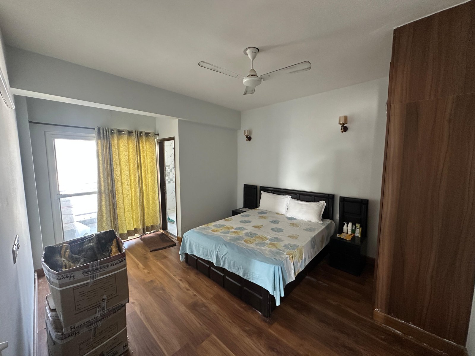 Luxury 3BHK Fully Furnished Apartment